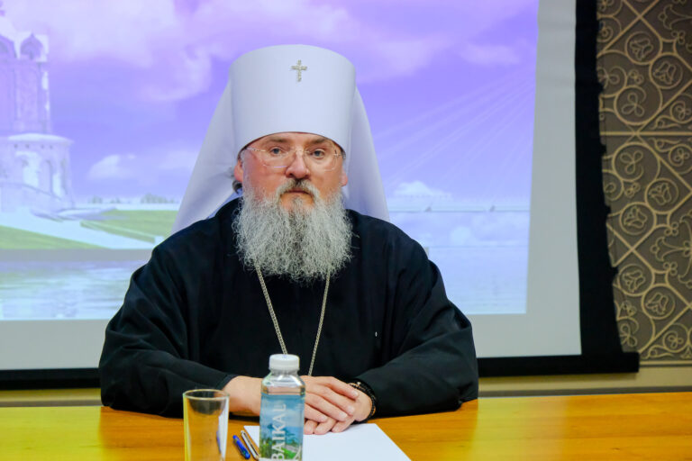 В Культурно-историческом центре «Успенский» прошло заседание Попечительского совета по строительству Богородице-Рождественского кафедрального собора