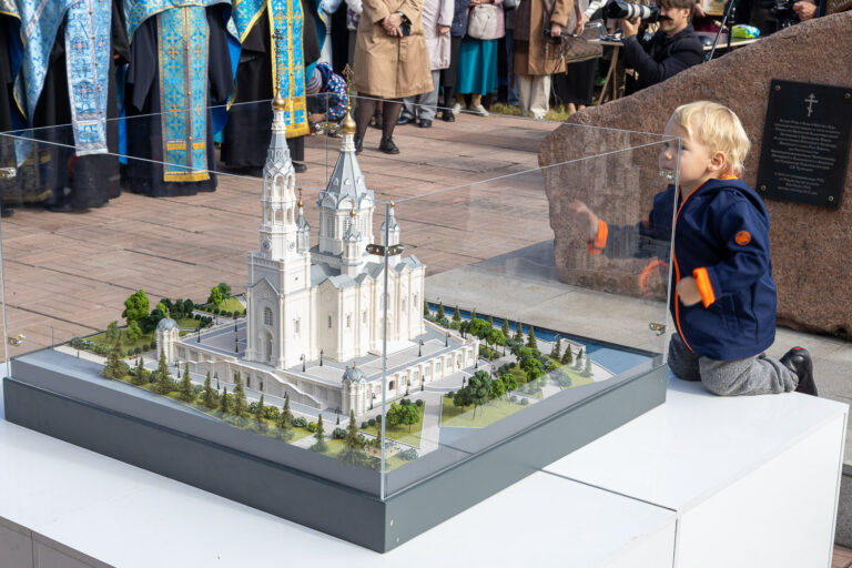 Журналистов и блогеров приглашают к участию в творческом конкурсе «Возродим святыню вместе»